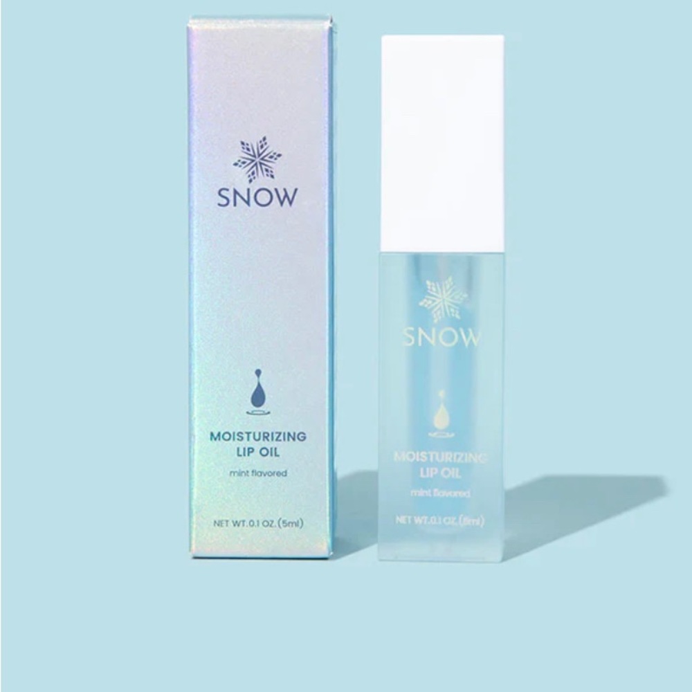 Moisturizing Lip Oil - still in original packaging, never been opened or used!